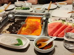 -海底捞火锅(新松江路生日主题店)