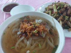 客家粄条-熊家万峦猪脚(车城店)