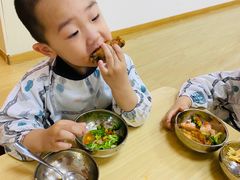 -黄浦乐烁龙鱼宝贝托育园(海潮路校区)