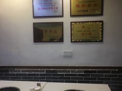 -洞子老火锅(青年路店)