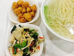 -浦东图书馆读者餐厅