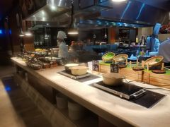 自助取餐区-西双版纳洲际度假酒店-海鲜傣味烧烤·侬香全日制餐厅