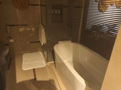 -青岛海尔洲际酒店