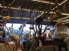 大堂-大中华希尔顿酒店-念自助餐·嗨啤·小龙虾