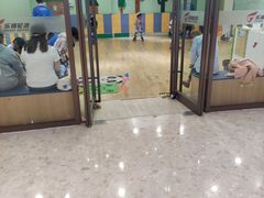 -乐翔轮滑(中庚漫游城店)