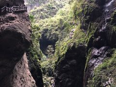 -龙水峡地缝景区