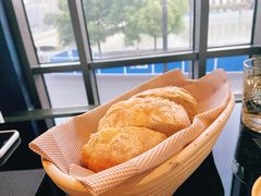 餐前面包-上海苏宁宝丽嘉酒店·Cafe Bellagio西餐厅