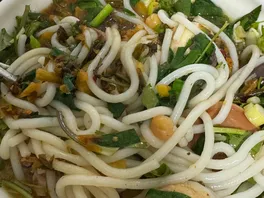 粗**