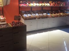 -来伊份(龙之梦长宁店)
