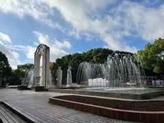 -上海市民办金苹果学校