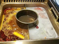 -巴渝瓦肆重庆鲜火锅(宝龙环湖店)