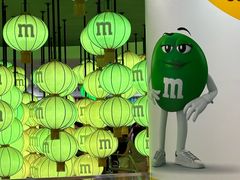 -m豆巧克力世界(上海世茂广场店)