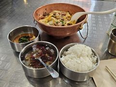 -成都你六姐·牛肉冒菜(上海环宇荟店)