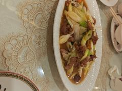 葱爆羊肉-欧提汗·新疆餐厅·清真(银都路店)