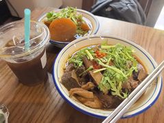 -CowCow其其·牛杂咖啡公司(六运店)