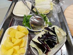 -小火炕铁锅炖鱼