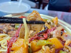 -牛一嘴·兰州牛肉面·大盘鸡(财富中心店)