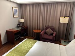 -和颐酒店(广州琶洲会展中心广州塔赤岗地铁站店)