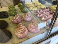 蜜蜜芝士火龙果-奈雪的茶(国金中心店)