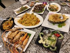 -光海鲜鱼翅餐厅(叻差拉披色路店)