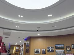 -雅悦齿科(顾村公园店)