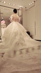 点击看大图 -GRACE KELLY婚纱与礼服(北京店)
