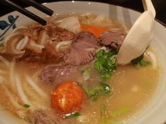 -鑫花溪牛肉米粉(凤凰街创始总店)