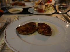 鹅肝-广州花园酒店-凌璇阁360度高空海鲜自助餐CAROUSEL