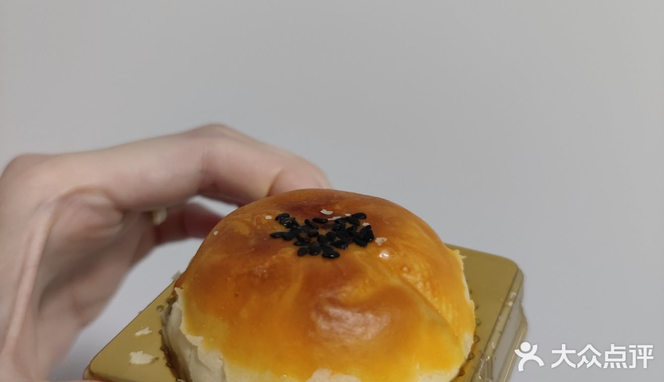 糕点|我最喜欢的蛋黄酥~❤️❤️❤️
