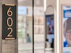 -潘多拉眼镜·蔡司依视路明月(潘家园店)