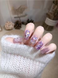 -孔雀手美甲美睫护理