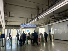 -东方体育中心(地铁站)