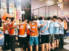 -嘿哟动霸CHUA·新潮玩运动娱乐中心·蹦床滑冰团建乐园
