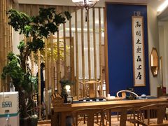 大堂-上座云间·青年赣菜(绿茵店)