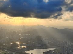 -平安金融中心云际观光层