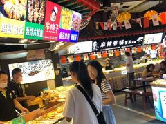 -庙街旅游·美食广场(五一广场店)