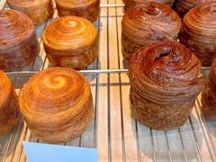 -VERIE BAKEHOUSE