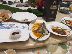 -沪华海鲜大酒楼(南汇店)