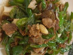 -绿草地·湘菜(酃湖师院店)
