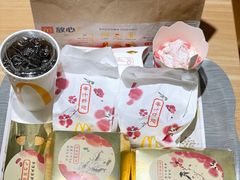 -麦当劳(七宝乐购店)