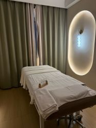 -悦瑢港湾科技美肤芳疗美容