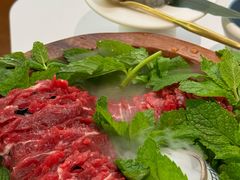云南薄荷吊龙-左庭右院鲜牛肉火锅(京西大悦城店)