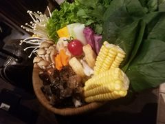 -湊湊火锅·茶憩(新中关购物中心店)