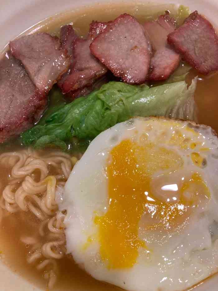 打分    /人 新品叉烧汤丁不错哦,叉烧味道可以的,点赞(*)*)