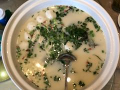 鱼头鱼丸汤-又见炊烟私房菜(敬亭路店)