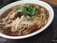 -老王四季抻面(南六东路店)