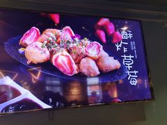-曼听小寨海鲜烧烤·大连辣炒大王(盖州街店)