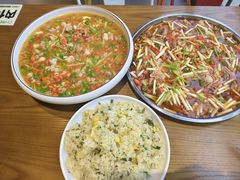 鲜锅兔-邱金小炒·30 年盐帮江湖菜(自贡店)