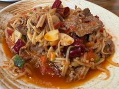 酸笋丝炒牛肉片-金孔雀德宏傣味餐馆(魏公村店)
