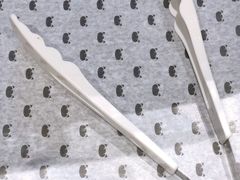 -沁屋面包店(人民东路店)